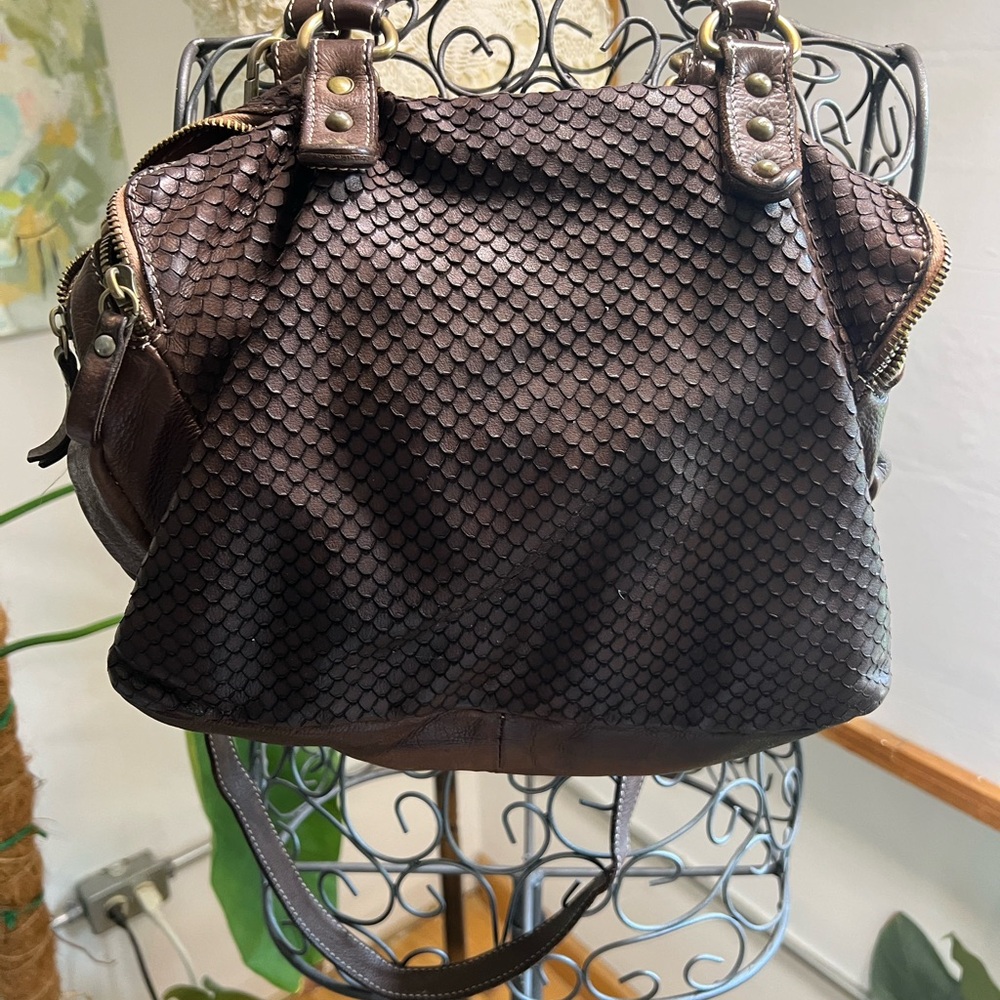 Chic Brown Constanza Rota Textured Shoulder Bag